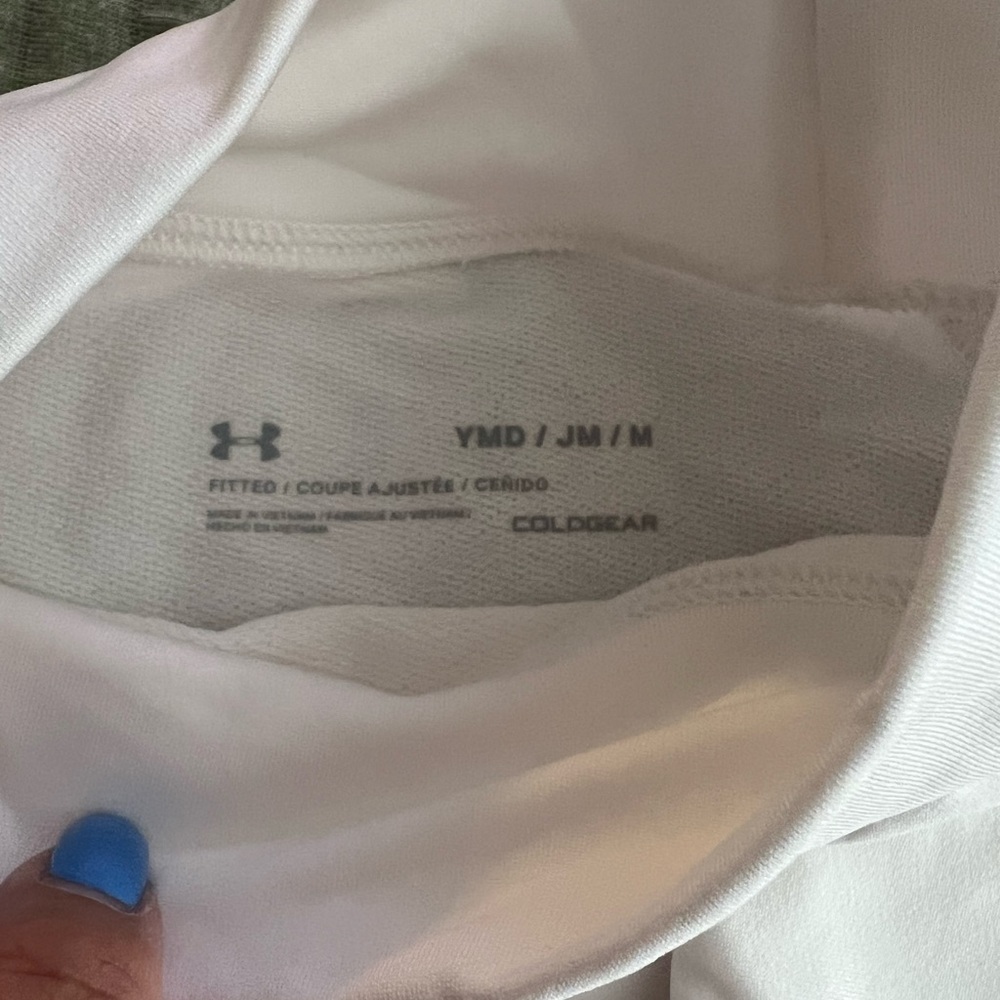 Under Armour big Kids Long Sleeve fitted “Cold Gear” White mock neck shirt.